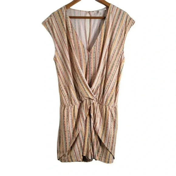 BCBGENERATION size M  romper  v neck sleeveless multicolor women's - Picture 1 of 12
